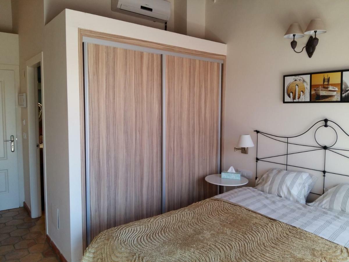 Pensio Rosa Dels Vents Hotell El Perelló Exteriör bild